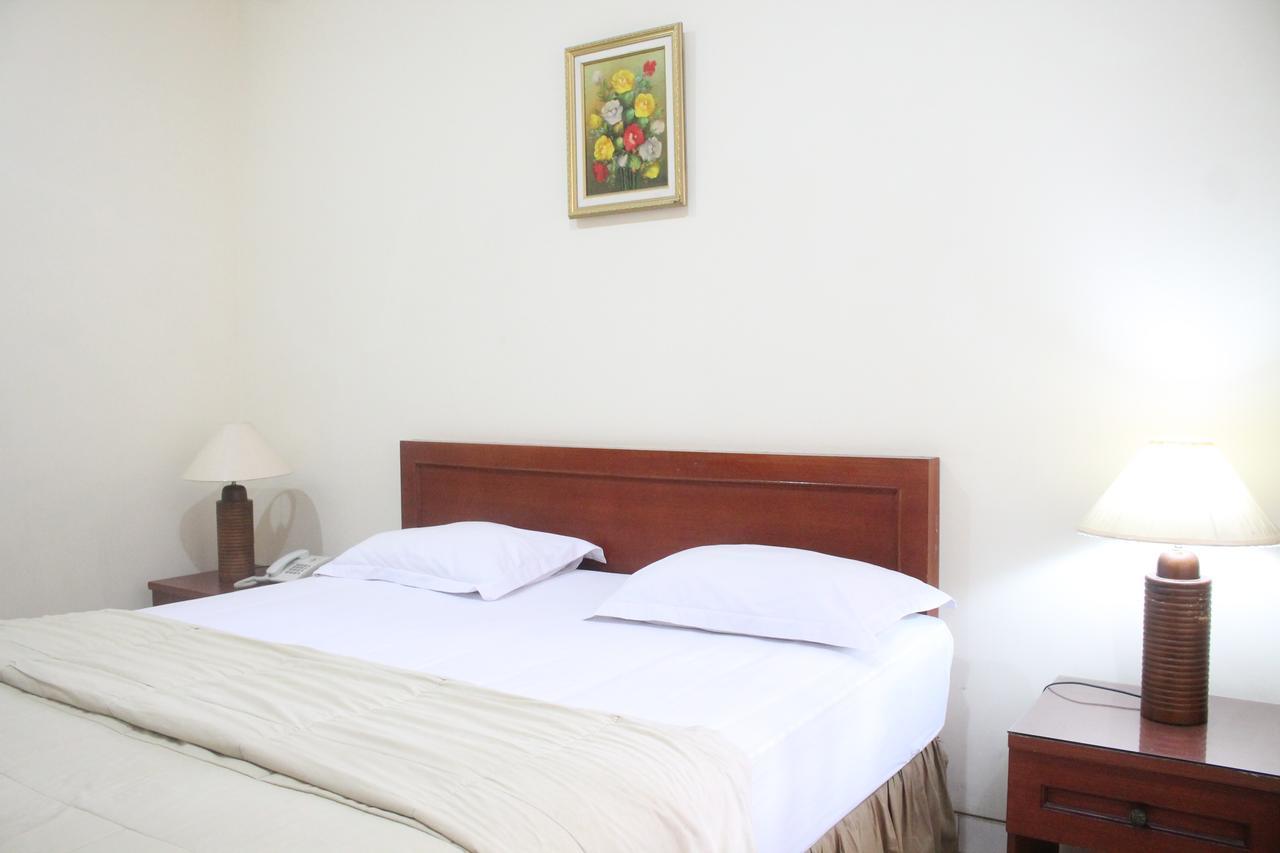 Gardena Homestay Surabaya Bagian luar foto