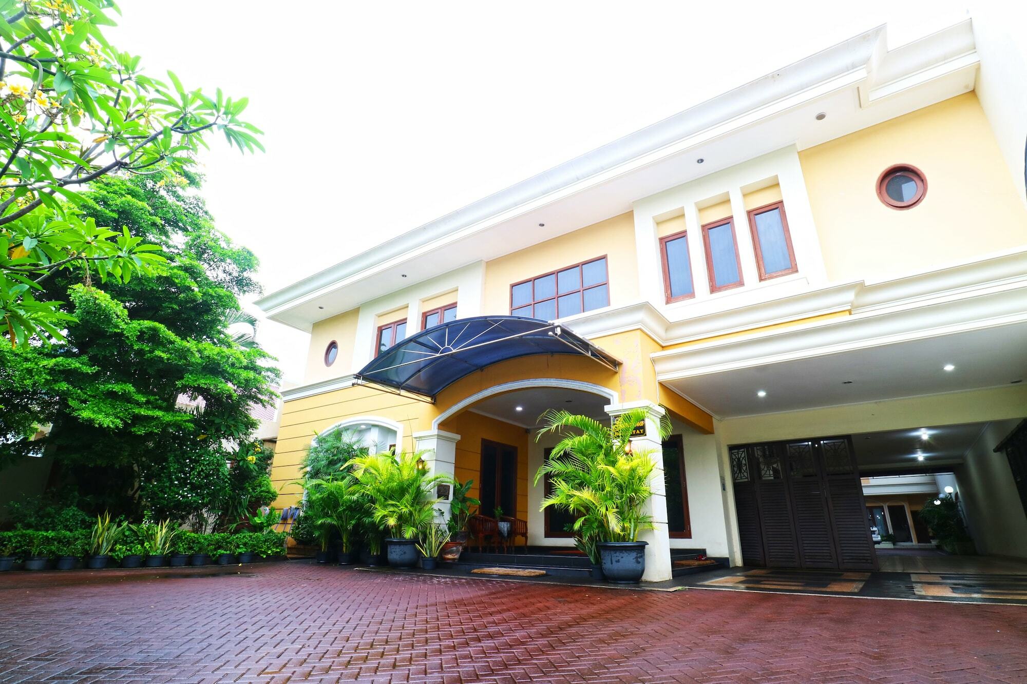 Gardena Homestay Surabaya Bagian luar foto